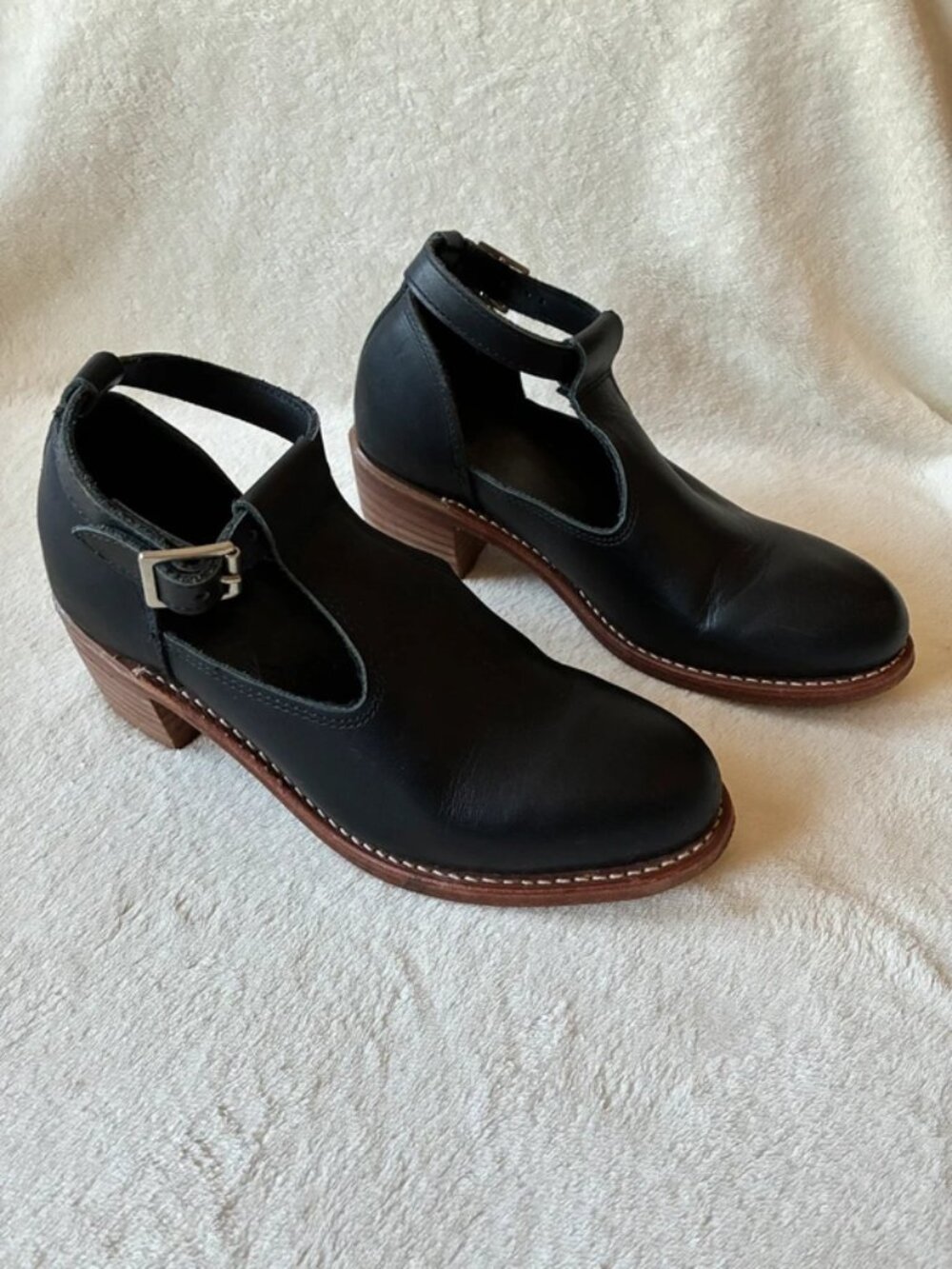 Red Wing Black Leather T Strap Booties 8.5 Stacked Wood Heel